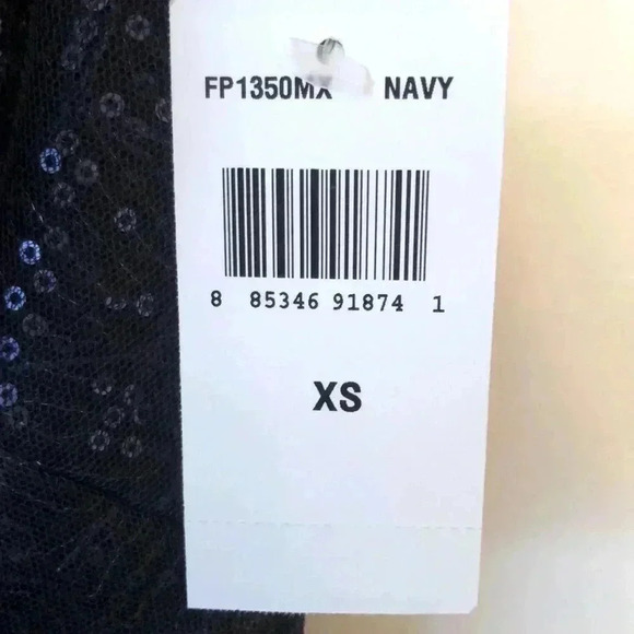 TADASHI SHOJI Sleeveless Gathered Waist Sequined Accent Sheath Dress - Picture 8 of 10